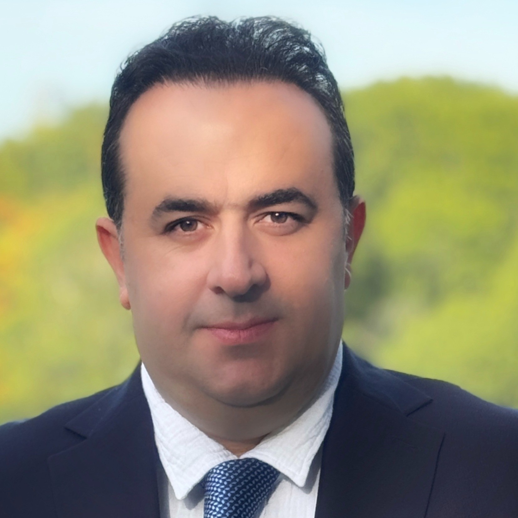 Nader Hoveidae profile photo